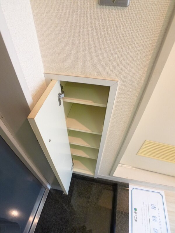 靴箱