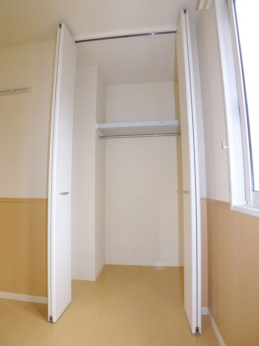 物件内観写真9　(収納)