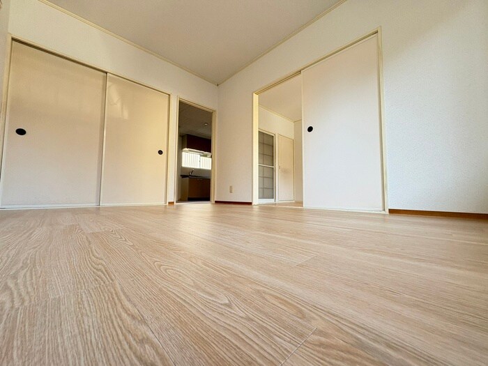 物件内観写真8　(居室)