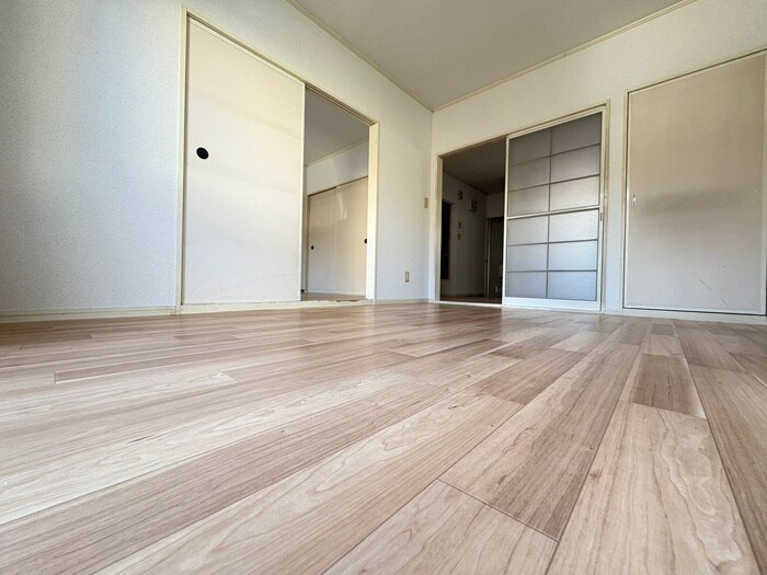 物件内観写真10　(居室)