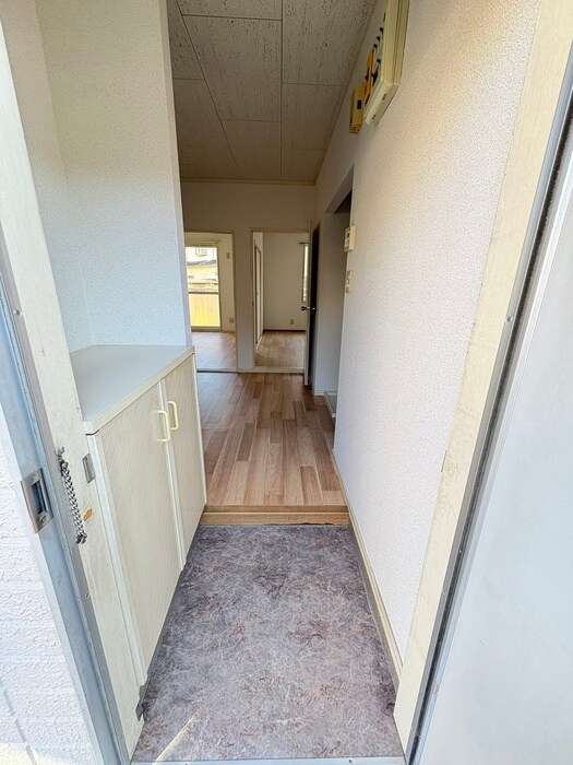 物件内観写真20　(廊下)