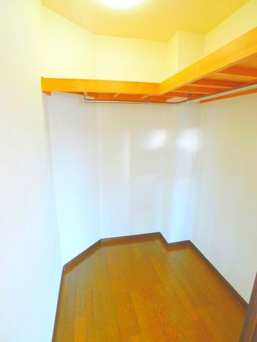 物件内観写真15　(収納)