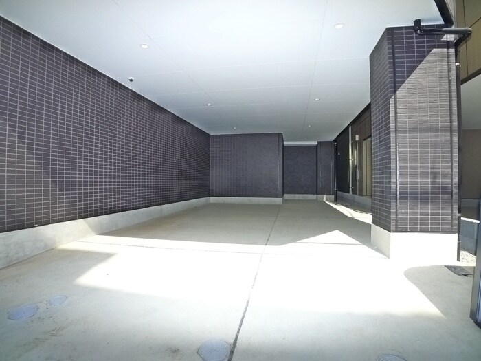 物件外観写真5　(駐輪場)