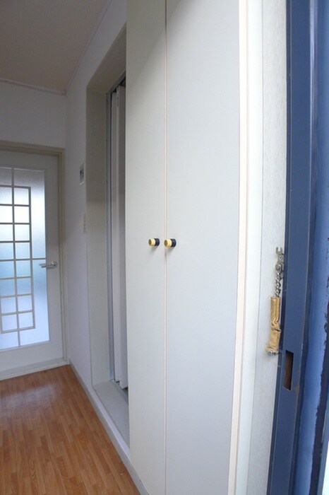 物件内観写真8　(靴箱)