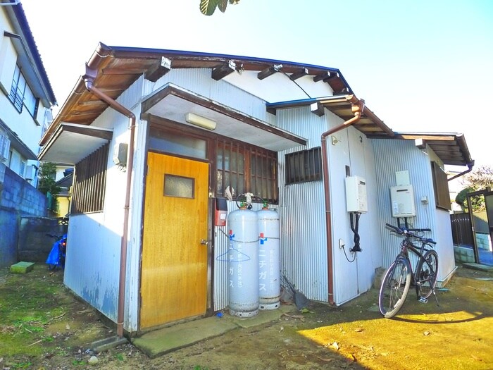 物件外観写真1　(外観写真)