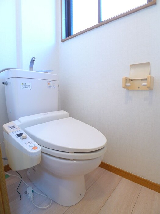 物件内観写真15　(トイレ)