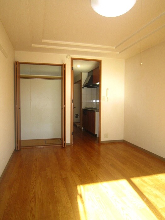 物件内観写真11　(居室)