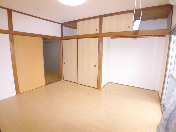 物件内観写真7　(居室)