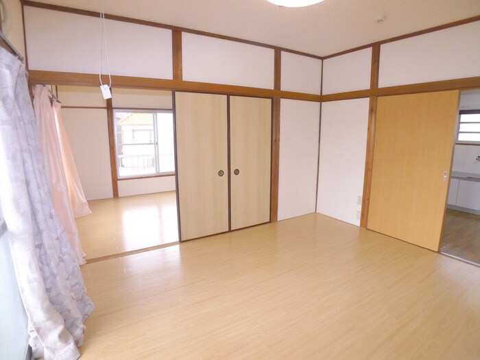 物件内観写真8　(居室)