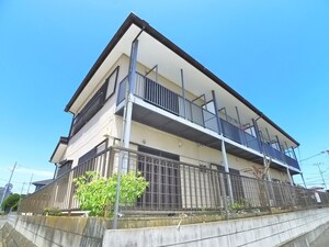 第二高橋コーポ外観写真