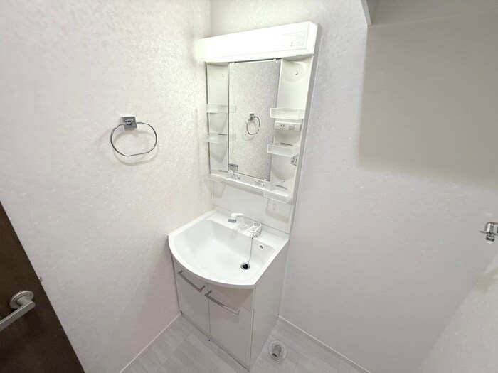 物件内観写真13　(洗面)