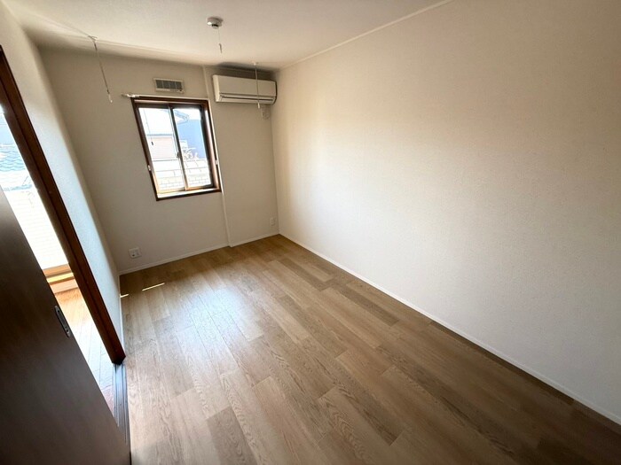 物件内観写真19　(居室)