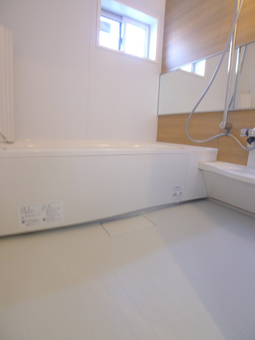 物件内観写真8　(バス／シャワールーム等)