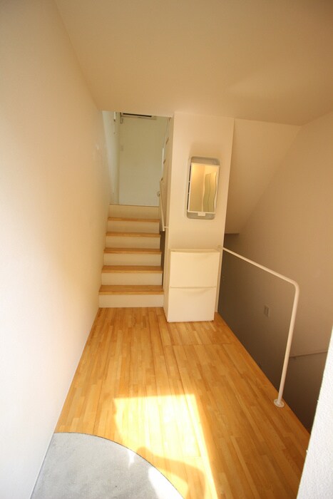 物件内観写真15　(玄関)