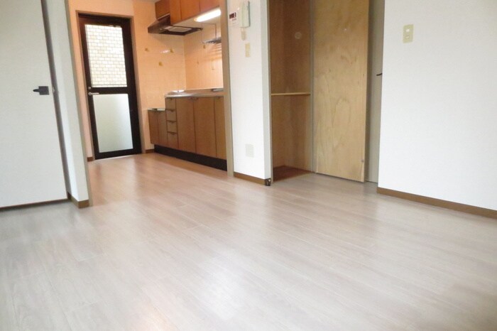 物件内観写真7　(居室)