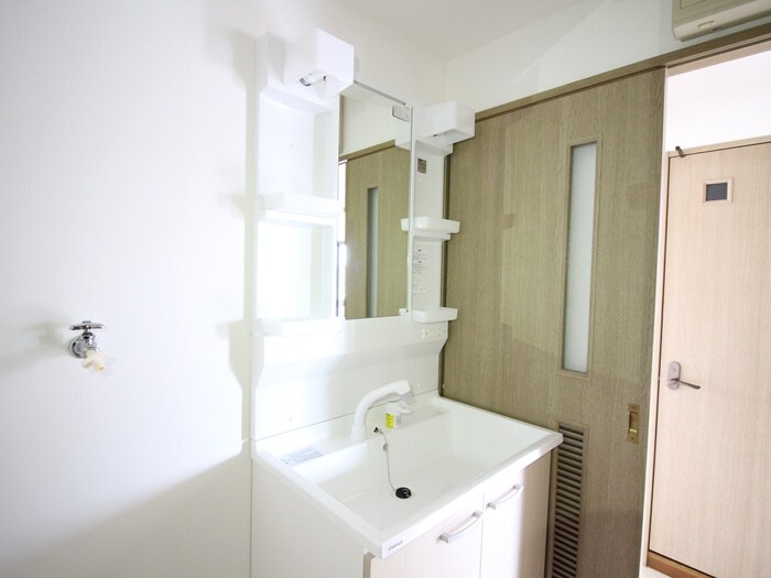 物件内観写真13　(洗面)