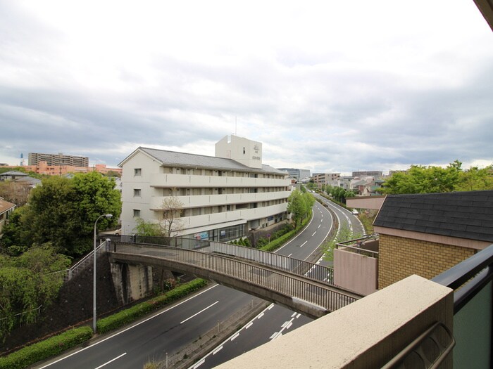 物件内観写真21　(室内からの展望)