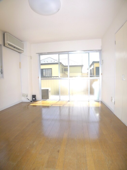 物件内観写真11　(居室)