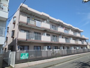 ファ－ストシティ松嶋外観写真
