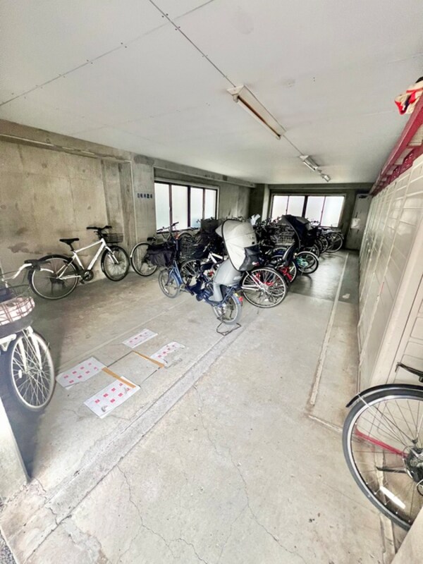 駐輪場