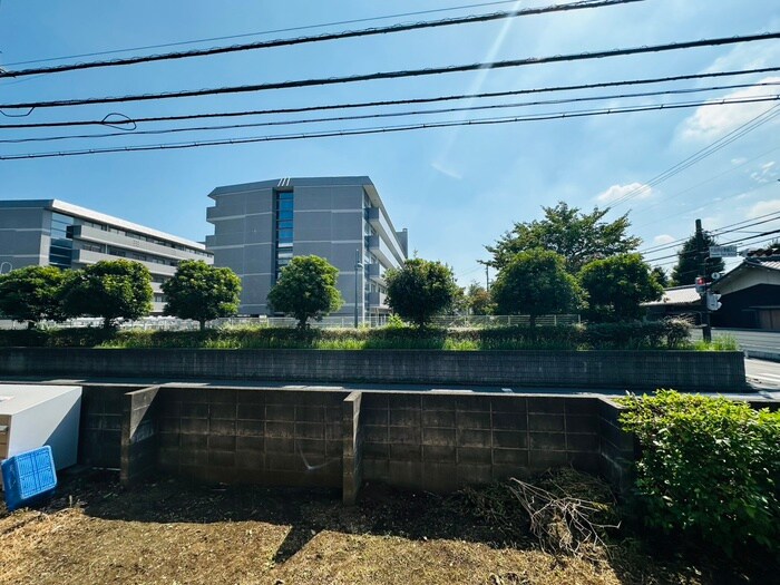 物件内観写真16　(室内からの展望)