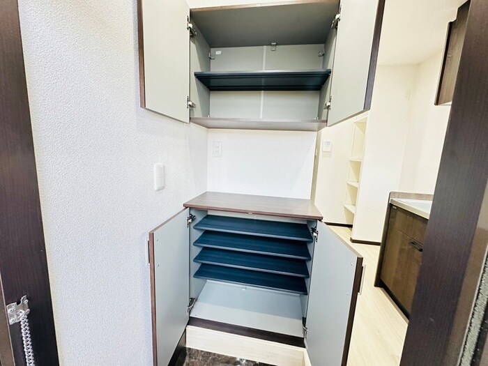 物件内観写真18　(靴箱)