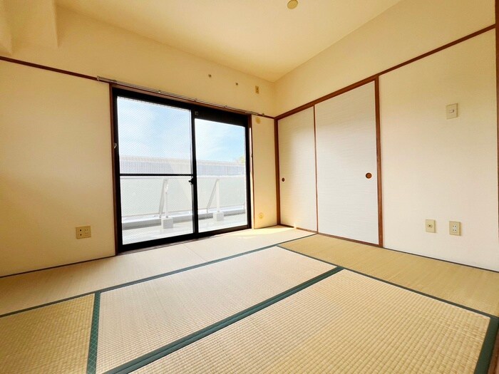 物件内観写真9　(居室)