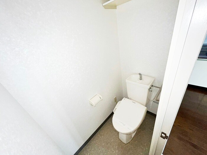 物件内観写真16　(トイレ)