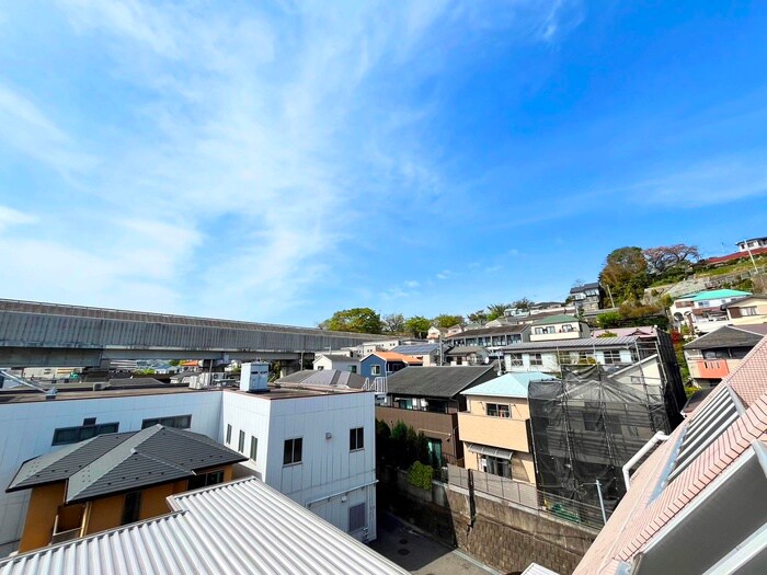 物件内観写真21　(室内からの展望)