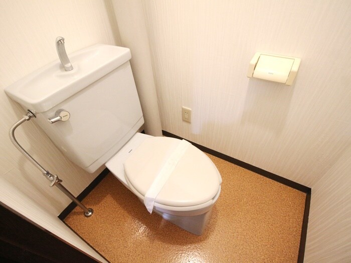 物件内観写真15　(トイレ)