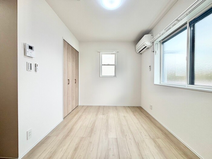 物件内観写真7　(居室)