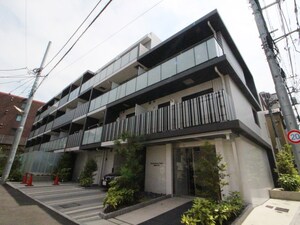 ルネサンスコート新宿余丁町外観写真