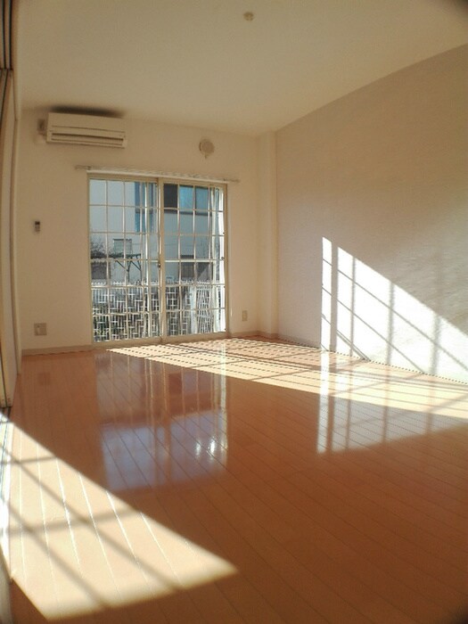 物件内観写真5　(居室)