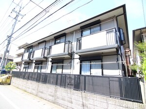 ハイツ関山外観写真
