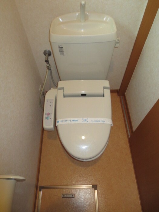 物件内観写真13　(トイレ)