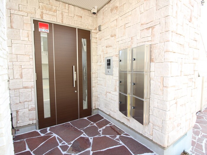 物件外観写真2　(建物設備)