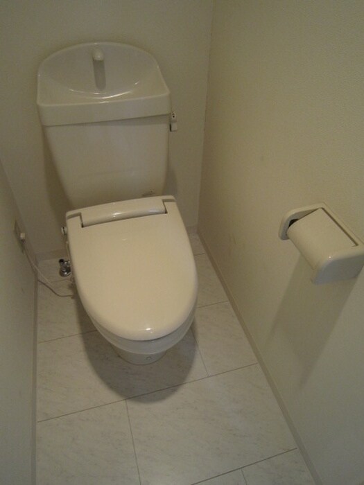 物件内観写真15　(トイレ)