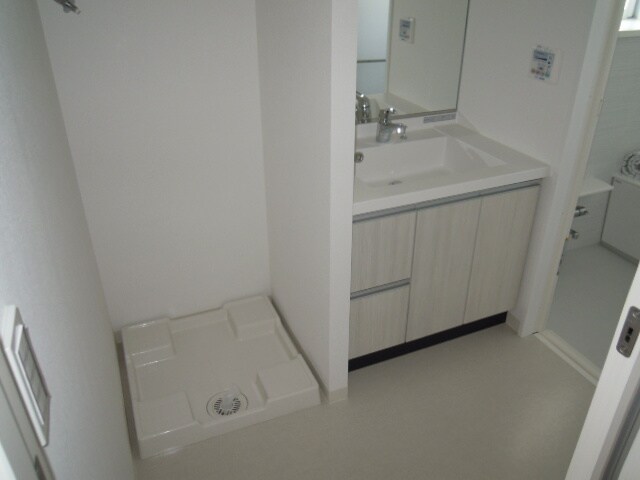 物件内観写真15　(洗面)