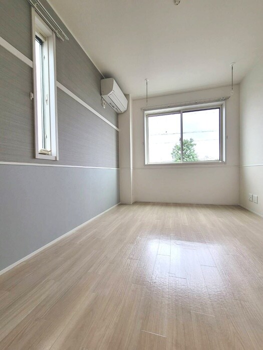 物件内観写真6　(居室)