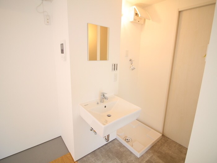 物件内観写真12　(洗面)