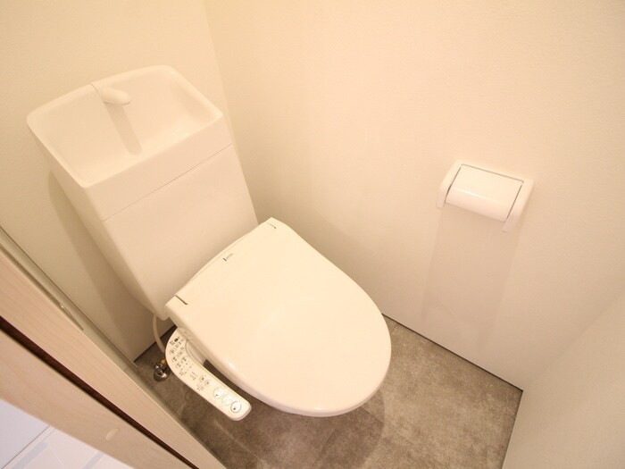 物件内観写真15　(トイレ)