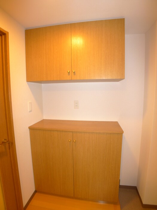 物件内観写真8　(室内からの展望)