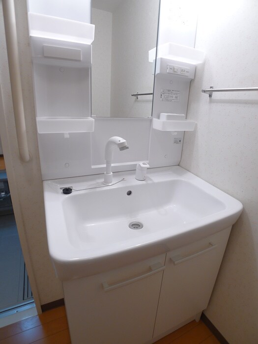 物件内観写真11　(洗面)