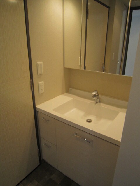 物件内観写真10　(洗面)