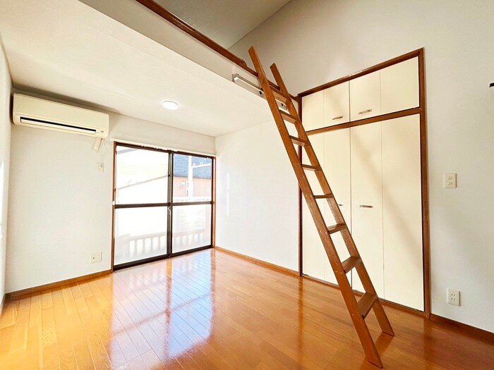 物件内観写真9　(居室)