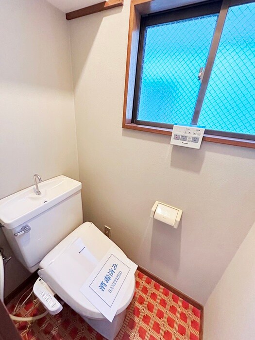 物件内観写真13　(トイレ)