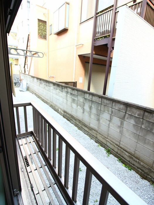 物件内観写真22　(室内からの展望)