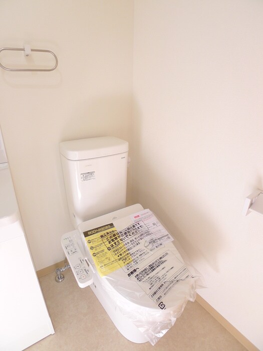 物件内観写真14　(トイレ)