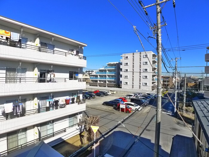 物件内観写真17　(室内からの展望)