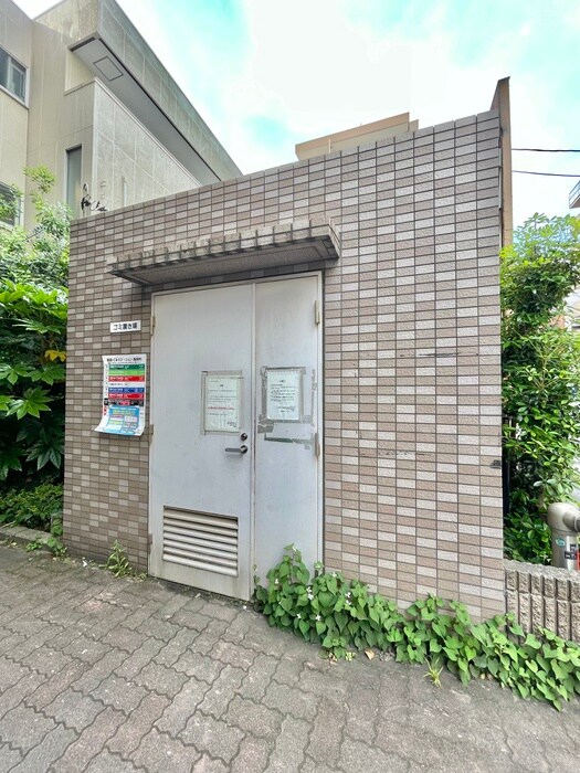 物件外観写真6　(建物設備)